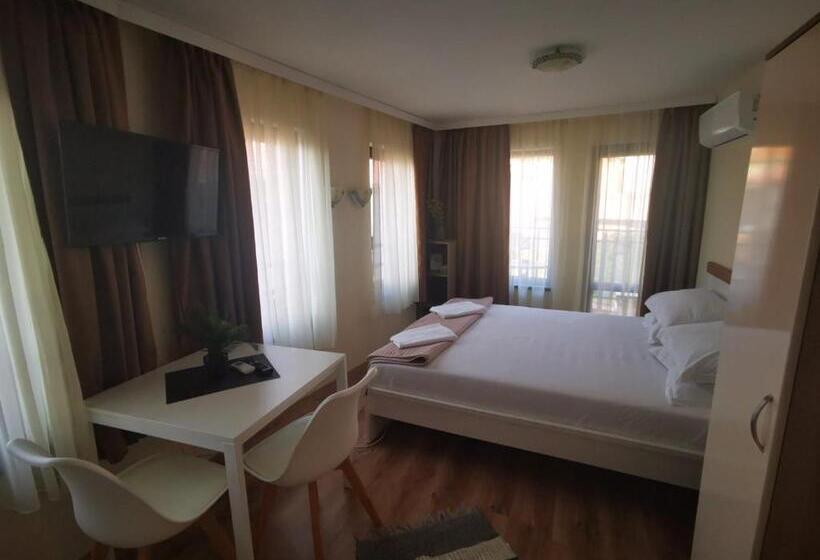 חדר סטנדרט נוף לים עם מרפסת, Damaris