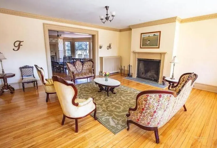 キングサイズベッドのデラックススイート, Franklin Manor Bed And Breakfast