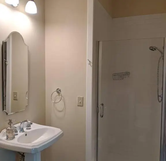 デラックスルーム, Franklin Manor Bed And Breakfast