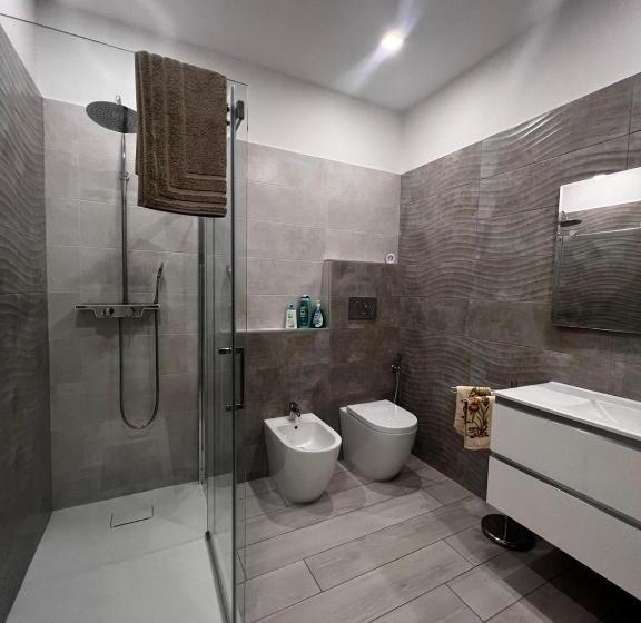 اتاق استاندارد, Roomscarli