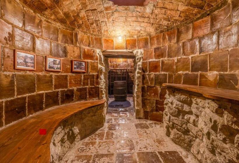 וילת סופריור, חדר שינה 1, Masia Ventanell Luxury Villa Near Barcelona