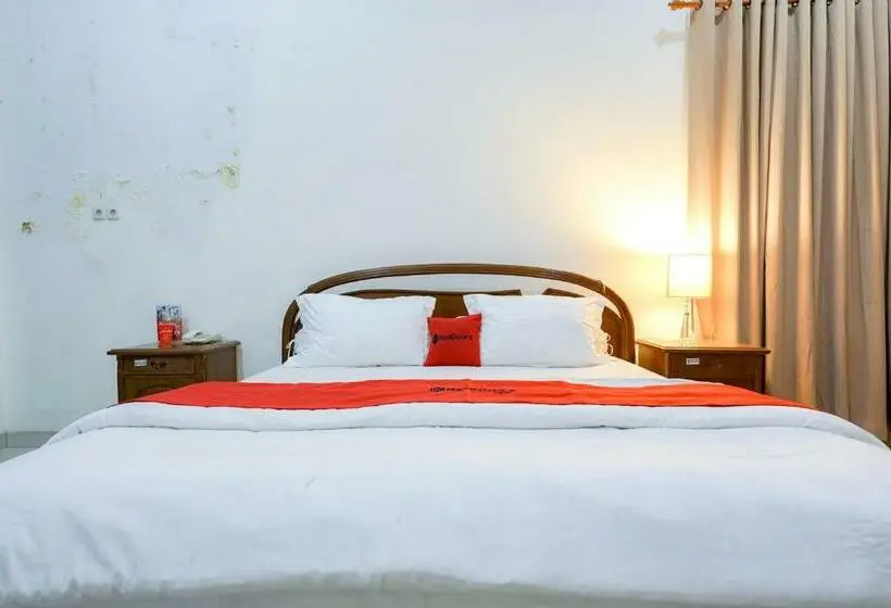 سوییت, Reddoorz @ Avros Guest House Medan