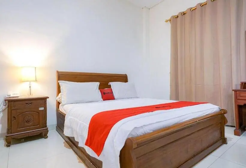 اتاق لوکس, Reddoorz @ Avros Guest House Medan