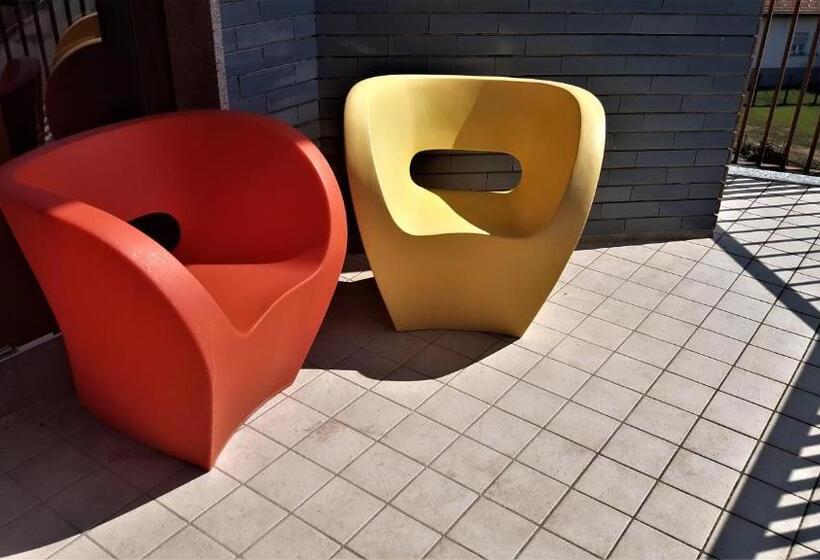 غرفة قياسية, Camere Ca + Millo