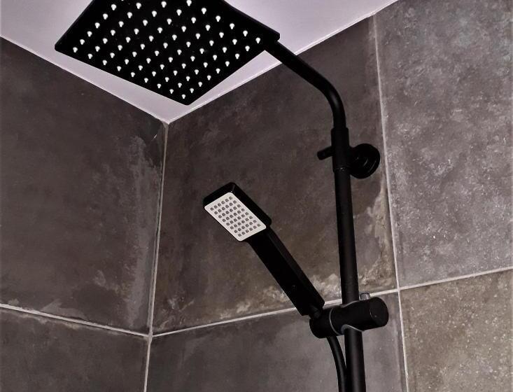 غرفة قياسية, Camere Ca + Millo