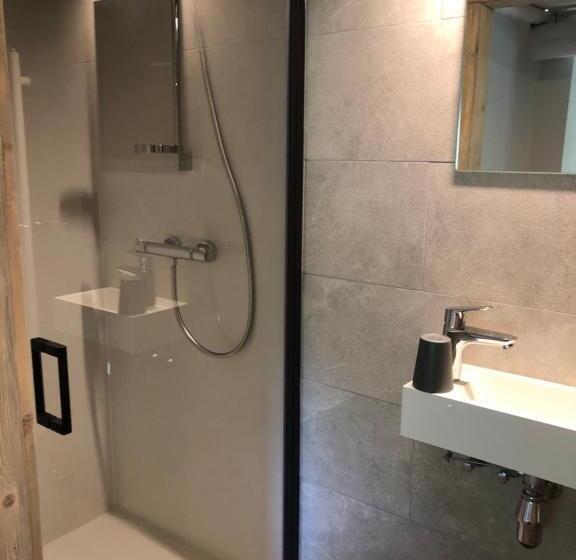 スタンダードルーム, B&b Le Nid D Hirondelle