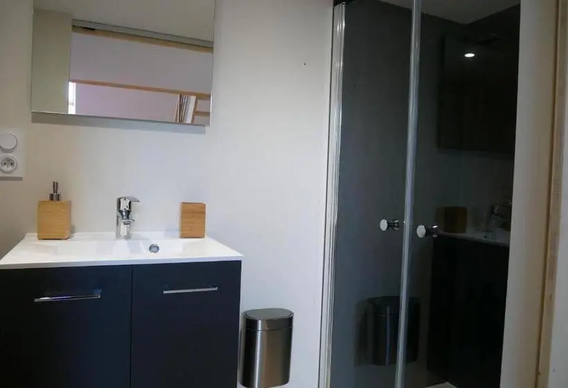 スタンダード４人部屋, Chambre D Hôte La Grange