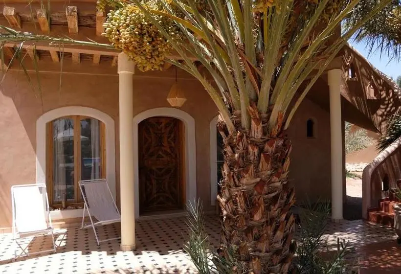 キングサイズベッドのデラックススイート, Oasis Tilogui Luxury Hotel In Zagora