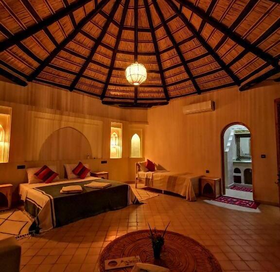 디럭스 스위트 킹 침대, Oasis Tilogui Luxury Hotel In Zagora