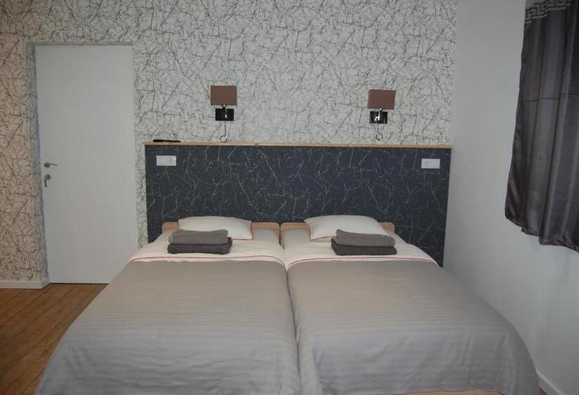 标准间, Vila Phoenix