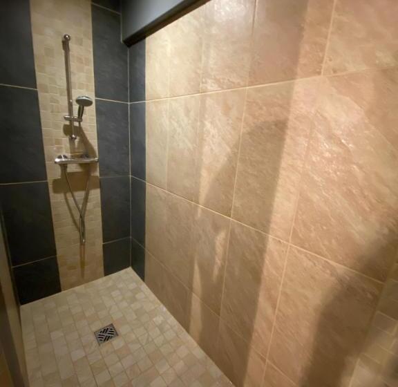 Номер Стандарт Вид на Сад, L Auberge Médocaine