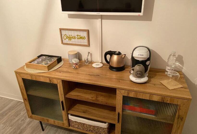 Номер Стандарт Вид на Сад, L Auberge Médocaine