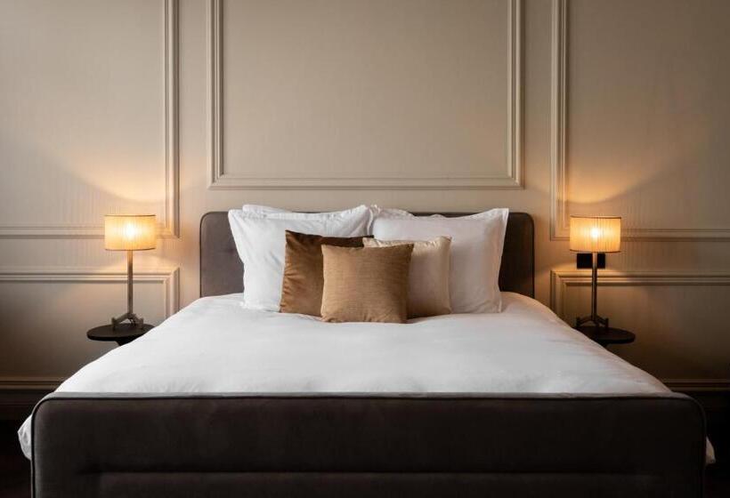 اتاق لوکس با تخت بزرگ, Boutique Hotel Huys Oud Teylingen
