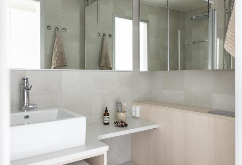 スタンダードスタジオ, Noli Myyrmaki