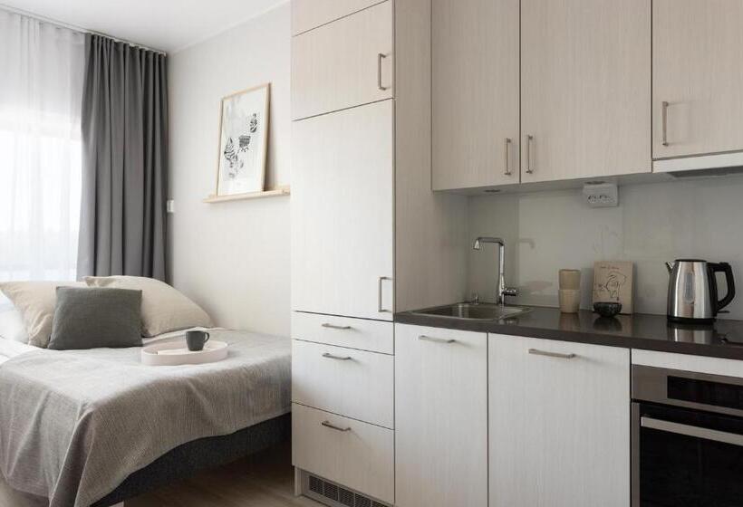 ベーシックワンルーム, Noli Myyrmaki