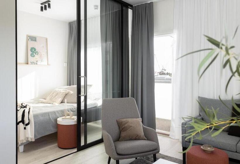 スタンダードスタジオ, Noli Myyrmaki