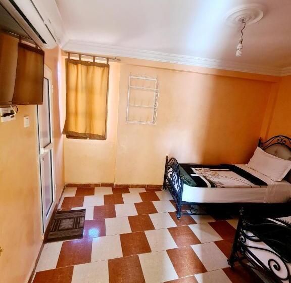 Quarto standard, Salem Leksor