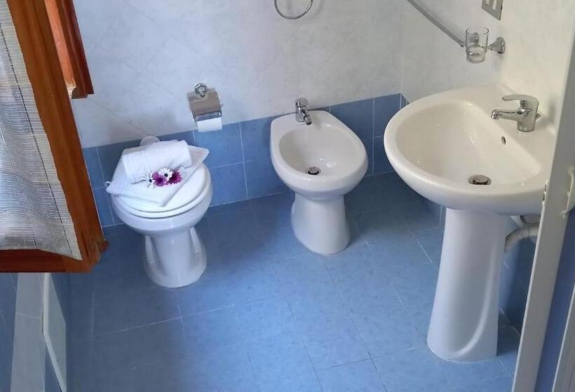 Triple Room Sea View, B&b Rena Majore Con Piscina Privata