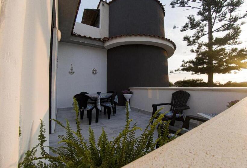 デラックススタジオ, Deep Sea Residence