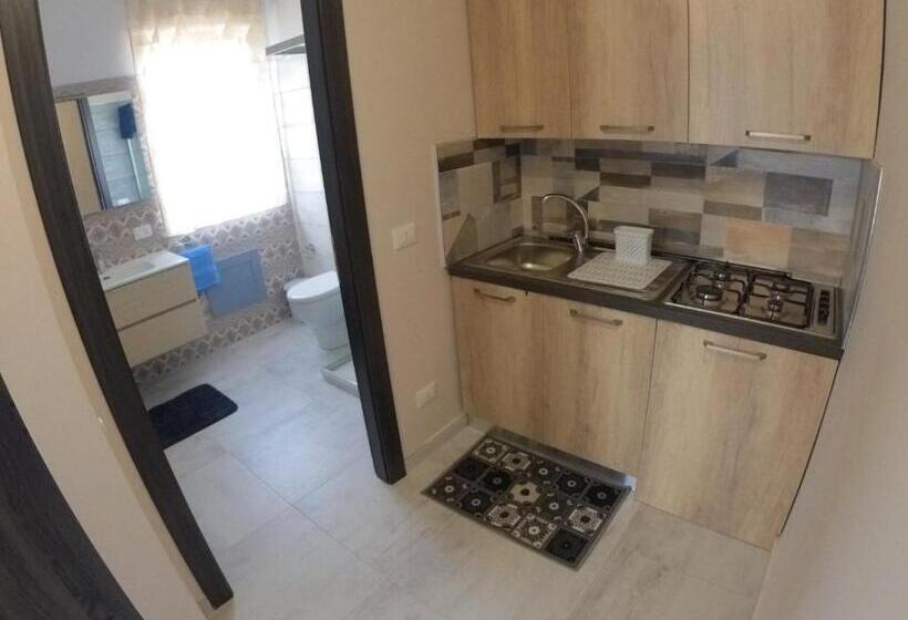 デラックススタジオ, Deep Sea Residence