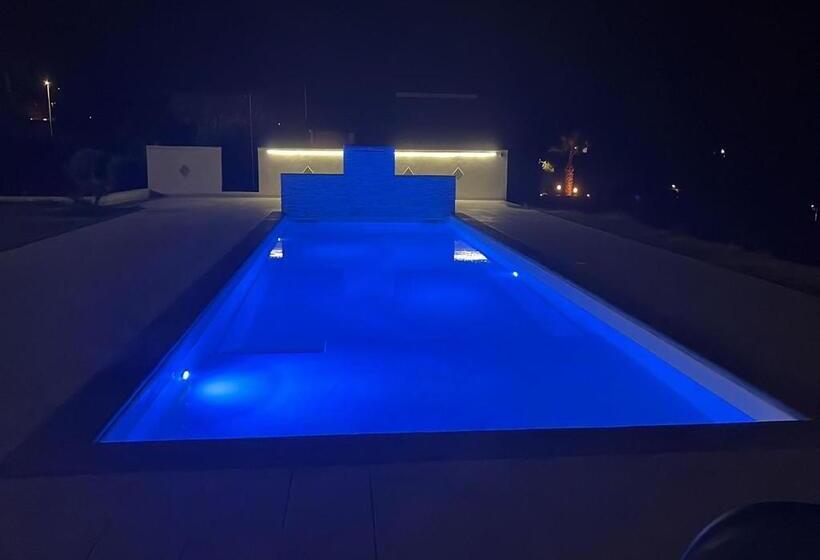 テラス付き1ベッドルームアパートメント, Deep Sea Residence