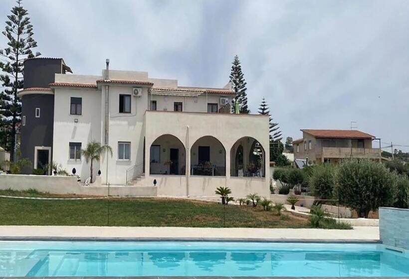 テラス付き1ベッドルームアパートメント, Deep Sea Residence