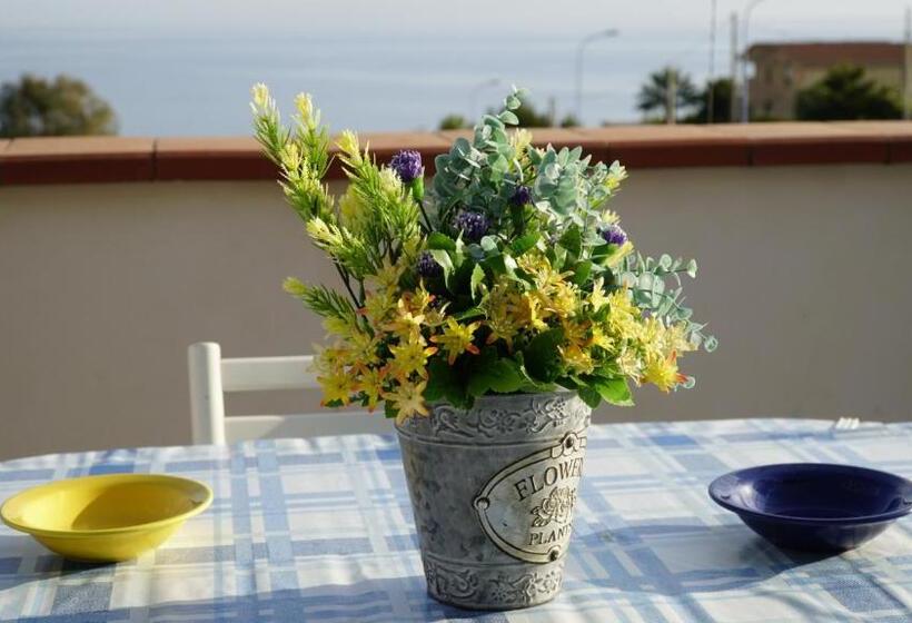 海の見える1ベッドルームアパートメント, Deep Sea Residence