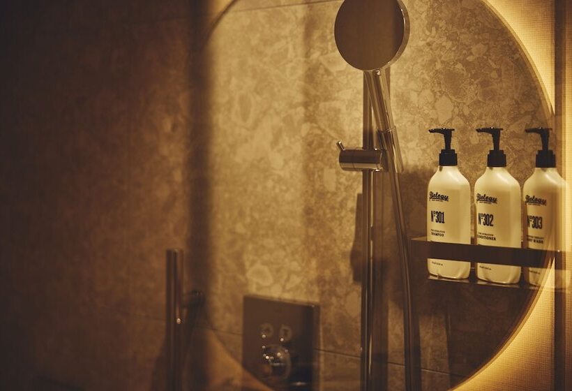 غرفة بريميوم, Indigo Inuyama Urakuen Garden, An Ihg