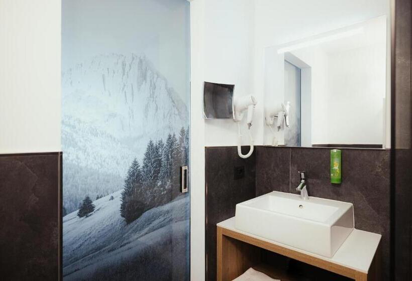 标准单人间, Leonard