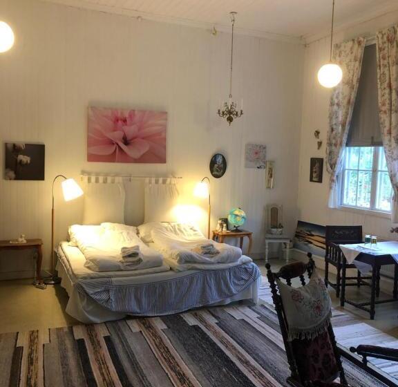 Семейный Номер, Långhedgården Bed & Breakfast
