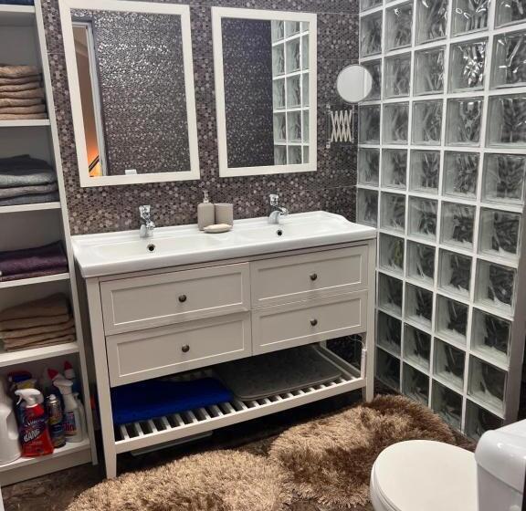 חדר סטנדרט, Blue Sky House