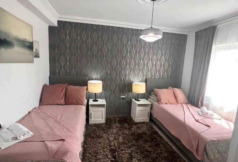 חדר סטנדרט, Blue Sky House