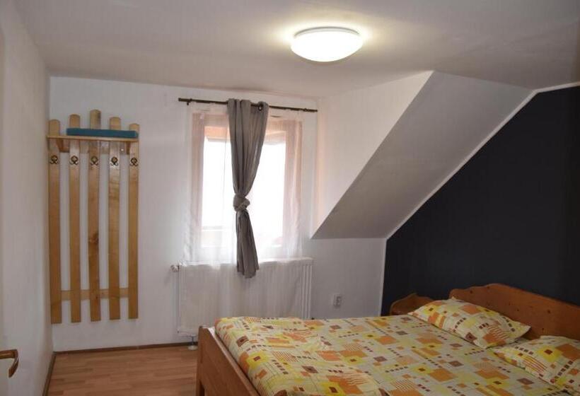 Номер Стандарт Совместная Ванная, Cabana Colnic