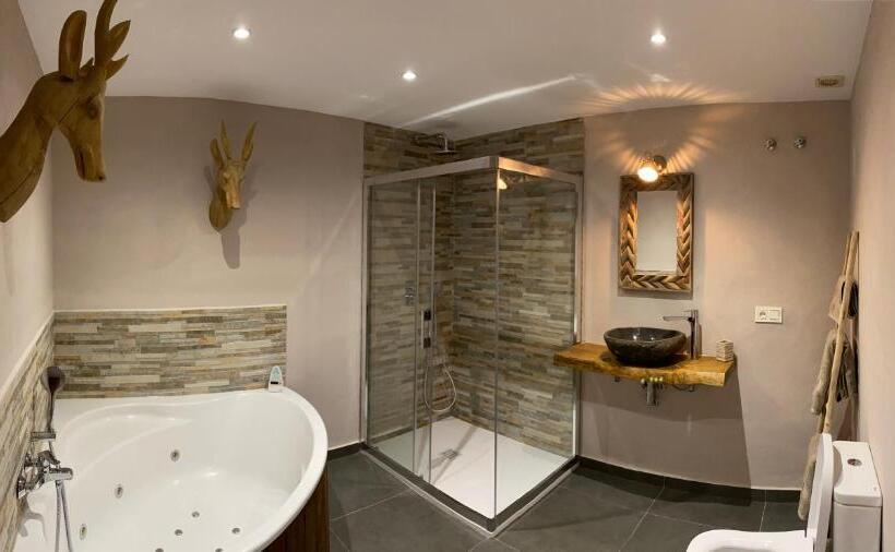 스위트 킹사이즈 침대, Casa Eden Mountain View, Infinity Pool