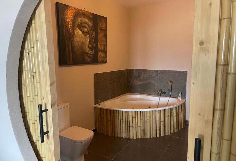 스위트 킹사이즈 침대, Casa Eden Mountain View, Infinity Pool