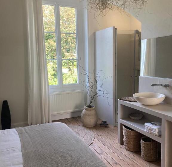 Номер Стандарт, La Boutique Mj Décoration Vous Propose De Découvrir Ses Deux Chambres D Hôtes