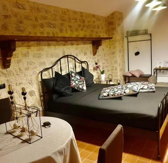 エコノミールーム, La Casa Del Fragnone