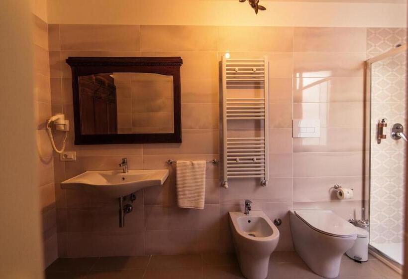 Quarto Estandar com Terraço, Palazzo Cantarella Stella Cilento