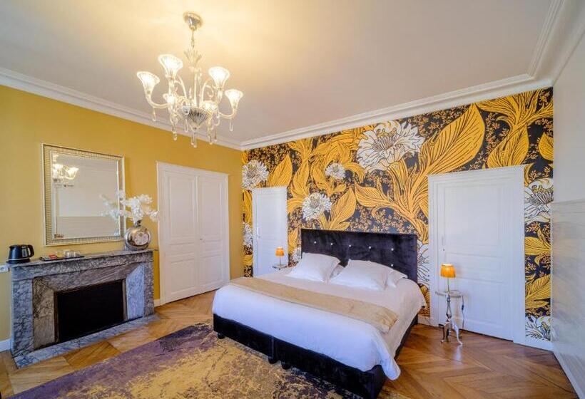 חדר דלוקס, Aux Marquises