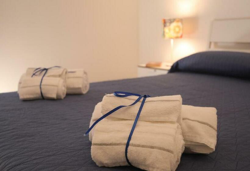 اتاق استاندارد, Cinquestelle