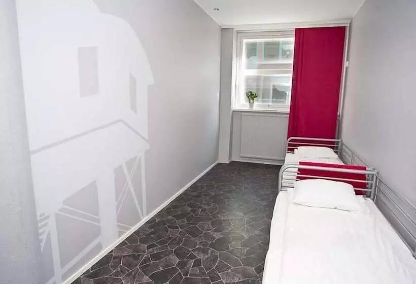 バス共有のスタンダードルーム, Dream Hostel & Hotel Tampere