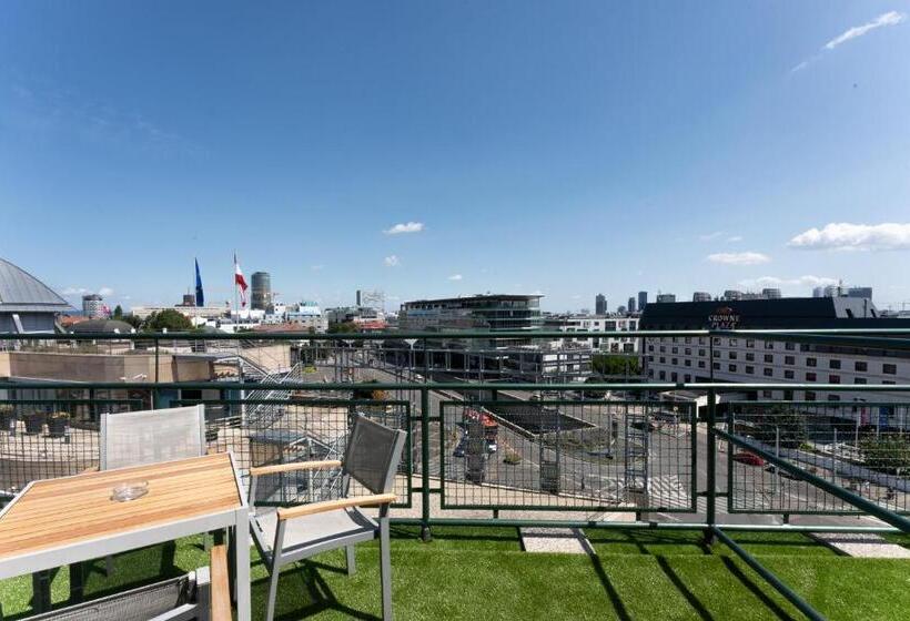 اتاق استاندارد با تراس, Pension Petit