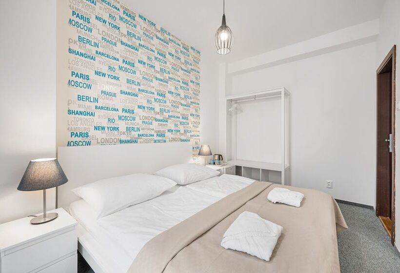 اتاق استاندارد, Pension Petit