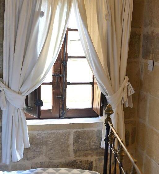 اتاق استاندارد با چشم‌انداز باغ, The Burrow Guest House