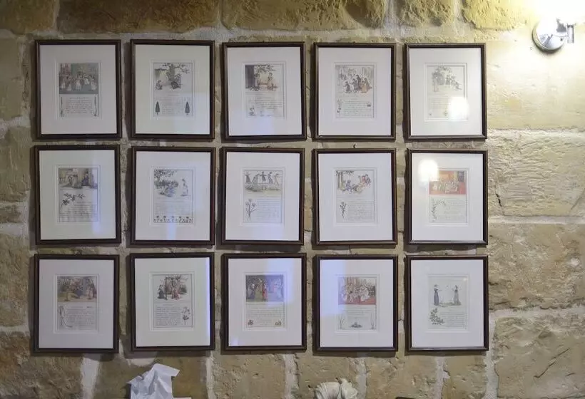 اتاق استاندارد, The Burrow Guest House
