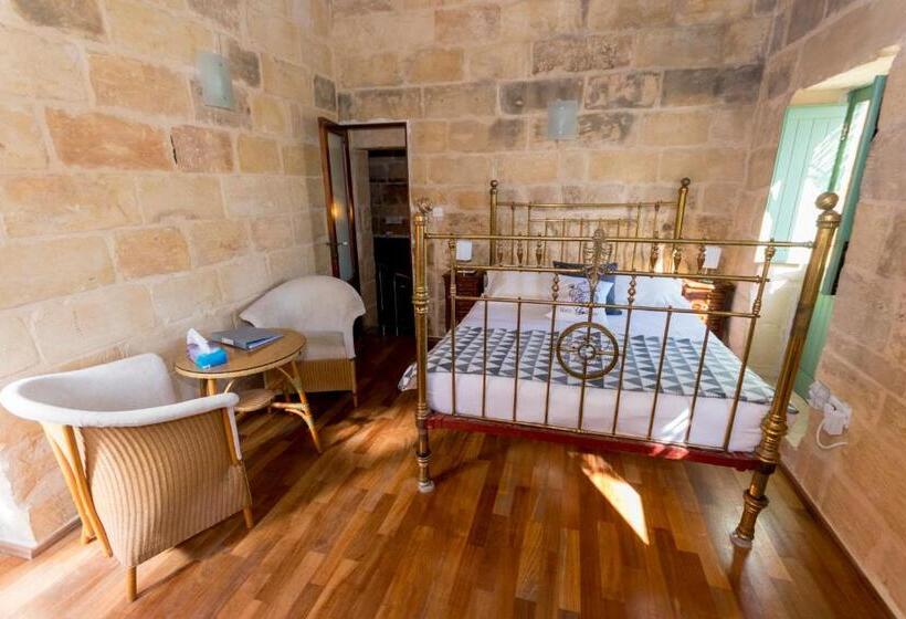 اتاق استاندارد, The Burrow Guest House