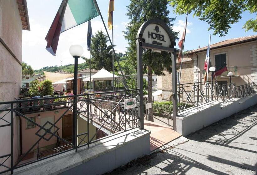 اتاق راحتی سه تخته, Athena