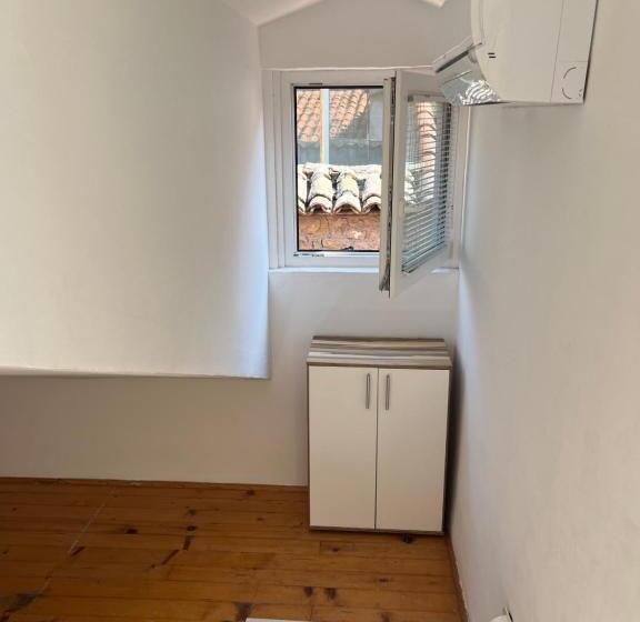 اتاق استاندارد با بالکن, Hostel Piran