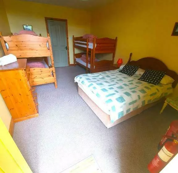 スタンダードルーム, Slane Farm Hostel, Cottages And Camping