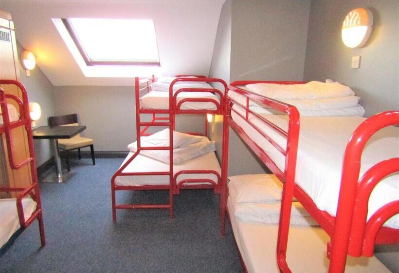 家庭间, The Dawson Hostel Galway